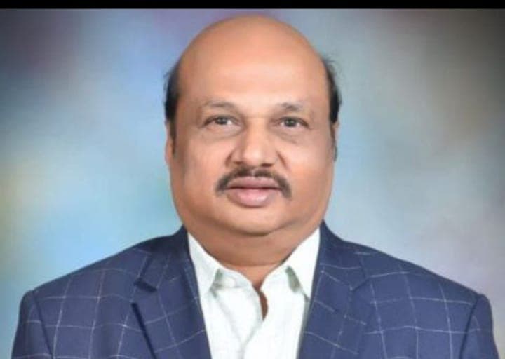 Dr. B G Prakash